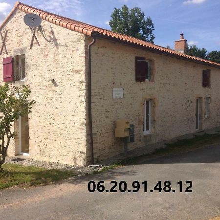 Chambres D'Hotes "La Source" Mareuil-sur-Lay Exterior foto