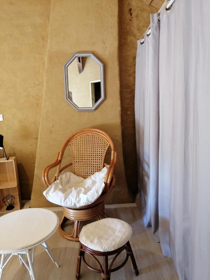 Chambres D'Hotes "La Source" Mareuil-sur-Lay Exterior foto