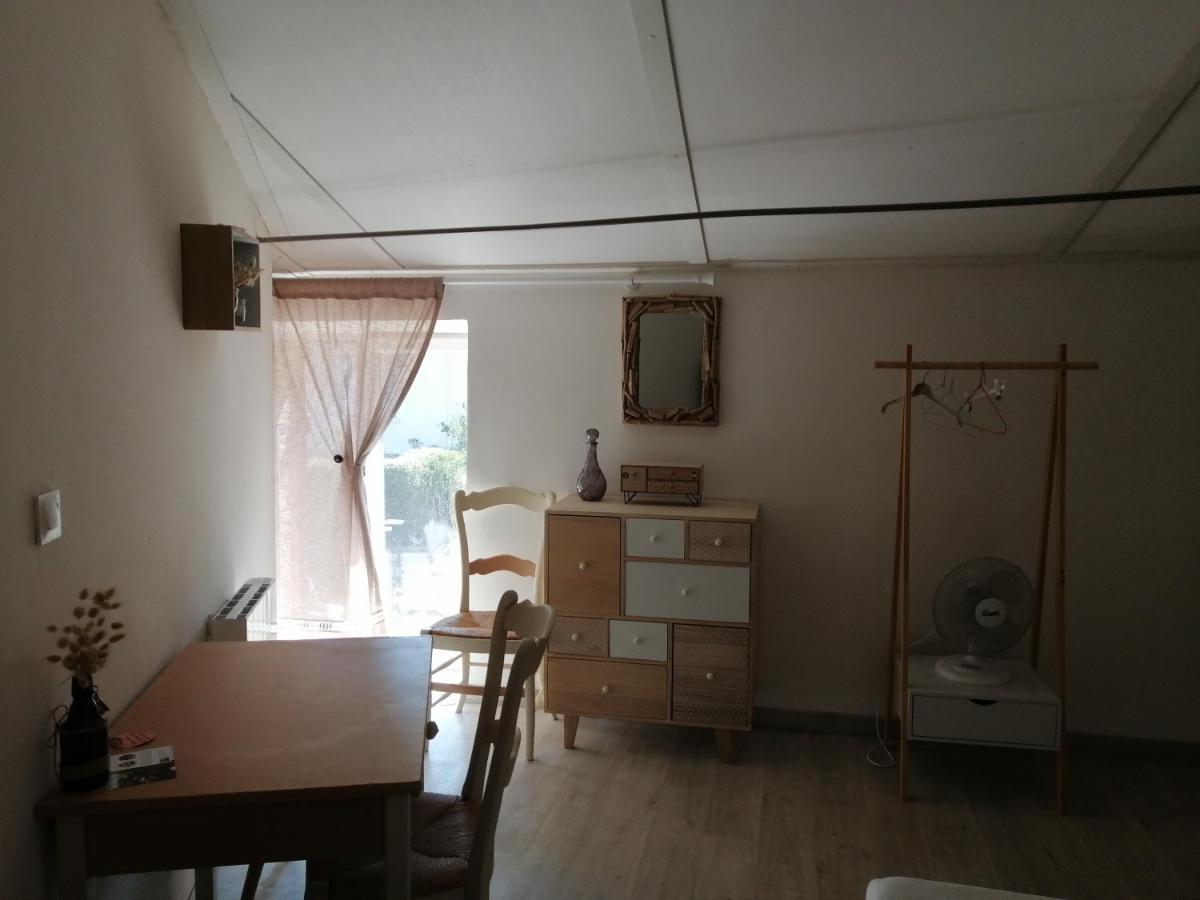 Chambres D'Hotes "La Source" Mareuil-sur-Lay Exterior foto