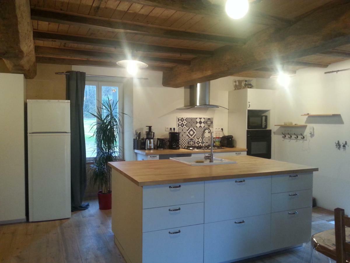 Chambres D'Hotes "La Source" Mareuil-sur-Lay Exterior foto